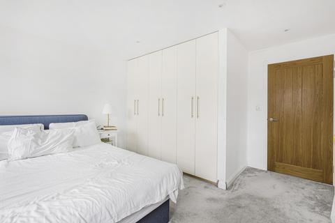 2 bedroom flat for sale, Victoria Street, St. Albans, Hertfordshire