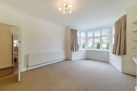 undefined, Creighton Avenue, London N2