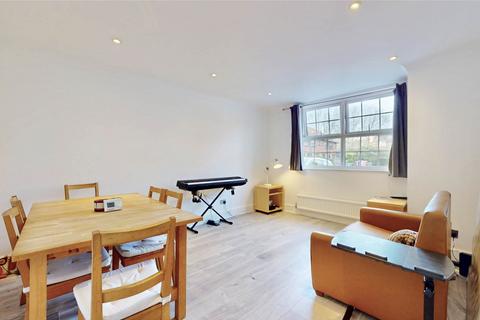 3 bedroom house to rent, Toyne Way, London N6