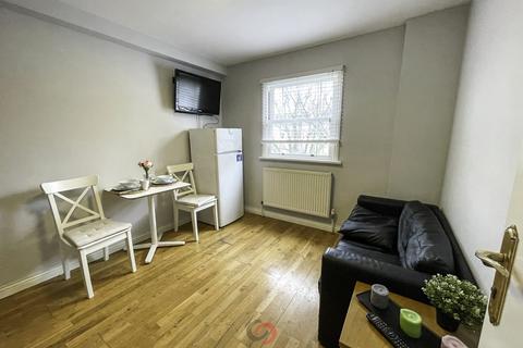 1 bedroom apartment to rent, Inverness Terrace, London  W2