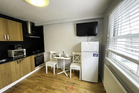 1 bedroom apartment to rent, Inverness Terrace, London  W2