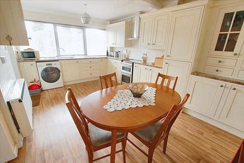 4 bedroom terraced house for sale, 15 St. Michaels Road