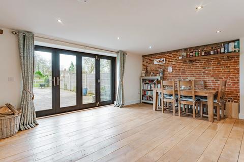 Weavers Barn Brightmere Road, Hickling, Norwich, NR12 0AE