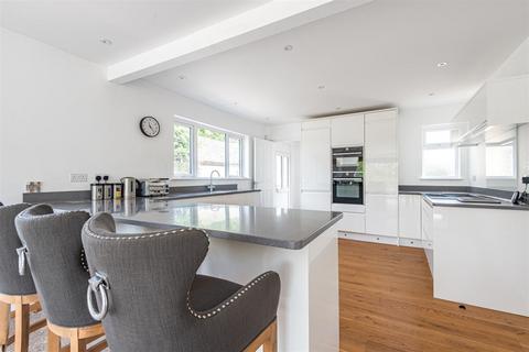 Windwhistle Fryern Road, Storrington, Pulborough, RH20 4NE