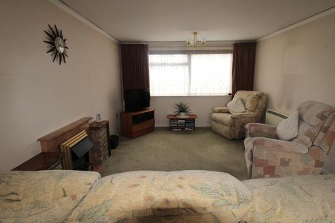 24 Tyrells Close, Upminster, RM14 2QA