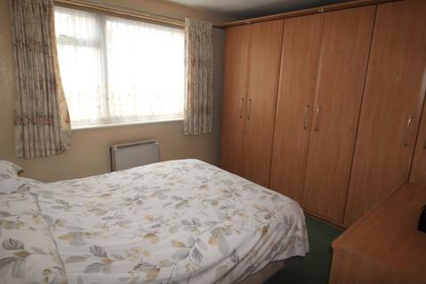 24 Tyrells Close, Upminster, RM14 2QA