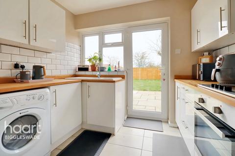 3 bedroom semi-detached house for sale, Hitchin Road, Upper Caldecote