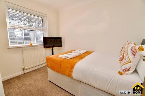 4 bedroom detached house for sale - Saxon Close, Stratford-on-Avon, CV37