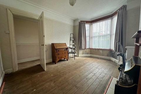 2 bedroom house for sale, Bostall Lane, London SE2