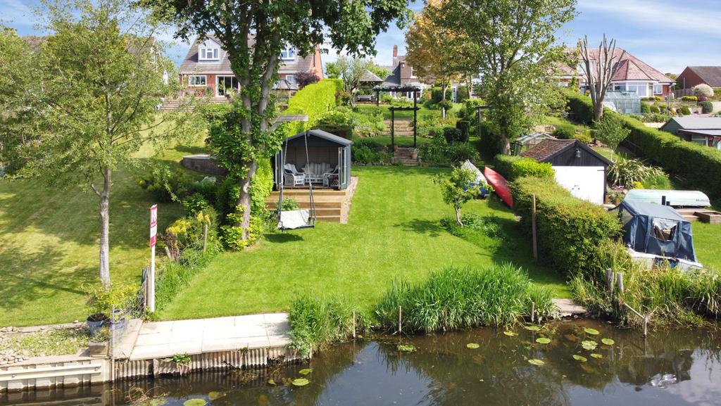 Barrow Upon Soar, Loughborough LE12 4 bed semidetached house for sale