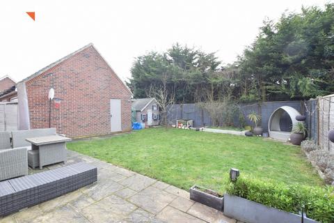 4, Willow Park Clacton Road, Weeley Heath, Clacton-on-sea, CO16 9ED