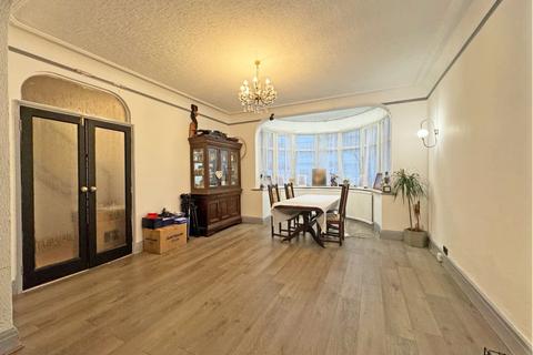 19 Stonehall Avenue, Ilford, IG1 3SH