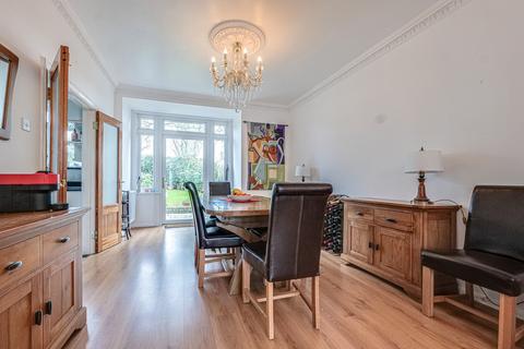 4 bedroom semi-detached house for sale, Ennismore Gardens, Southend-on-sea, SS2