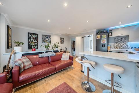 1 bedroom apartment for sale, Poplar Close, Mytchett, Camberley, Surrey, GU16
