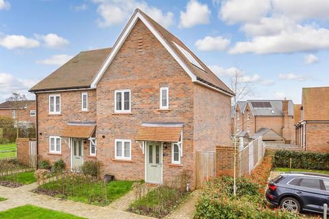 2 bedroom semi-detached house for sale - Cants Lane, Burgess Hill, West Sussex