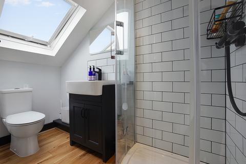 25 Albany Road, Chislehurst, BR7 6BG