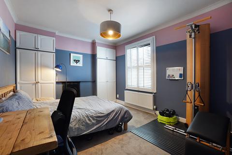 25 Albany Road, Chislehurst, BR7 6BG