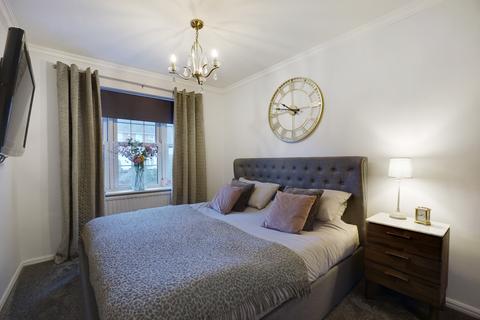 8 Thistlemead, Chislehurst, BR7 5RF