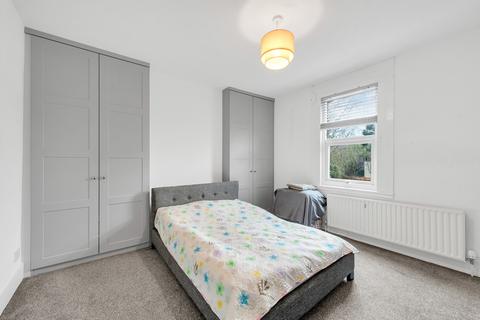 88 White Horse Hill, Chislehurst, BR7 6DJ