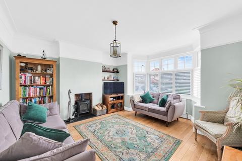 35 Avondale Road, London, SE9 4SN