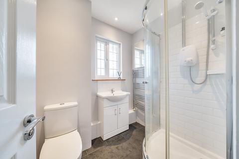 24 Invicta Close, Chislehurst, BR7 6SJ