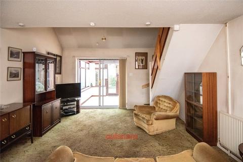 72 Mayfield Close, Catshill, Bromsgrove, B61 0NP