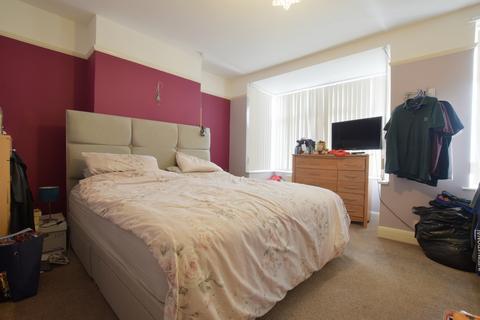 3 bedroom semi-detached house for sale, Fitzmaurice Road, Ipswich, Suffolk, IP3