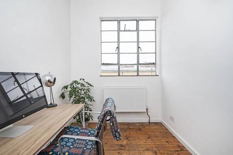 3 bedroom flat for sale, Hackney Road, Hackney, London, E2