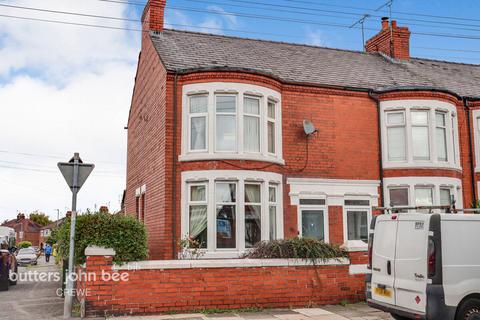 4 bedroom terraced house for sale, Gainsborough Road, Crewe