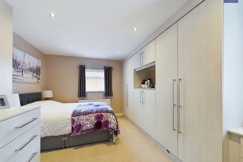 3 bedroom semi-detached house for sale, Roseway, Blackpool, FY4
