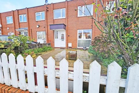 3 bedroom terraced house for sale - Ivy Road,  London, E16