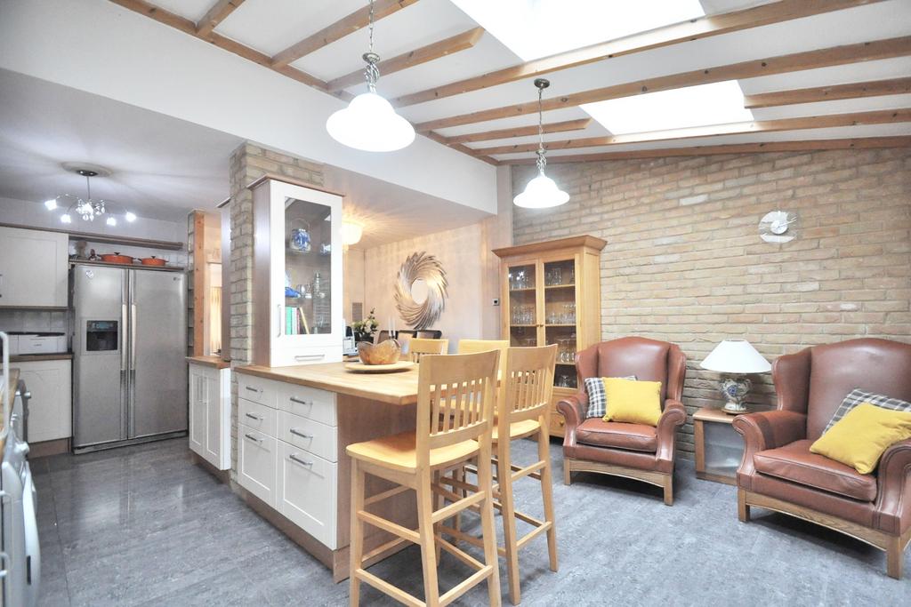 Kitchen 3