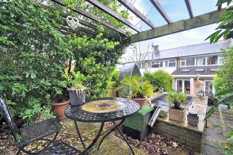 9 Buckleigh Way, London, SE19 2PZ