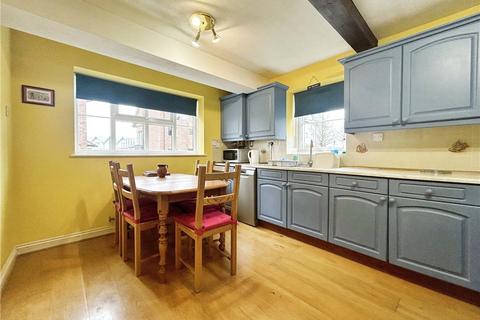 4 bedroom end of terrace house for sale, Redshank Way, Newport, Isle of Wight