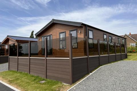 2 bedroom lodge for sale, Selby, Yorkshire, YO8