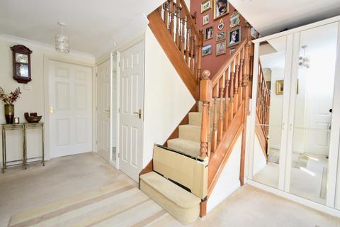 5 bedroom detached house for sale, Edgeley Close, Heathley Park, Leicester, LE3