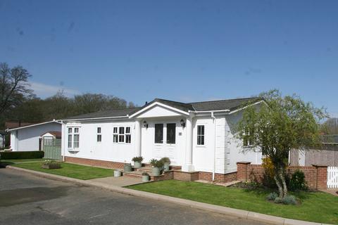 1 bedroom park home for sale, Fontridge Lane, Etchingham TN19