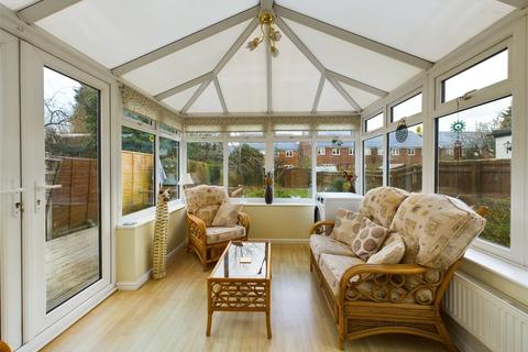 16 Tuffley Crescent, Gloucester, GL1 5NE