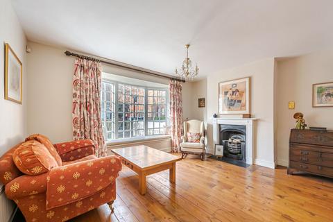 45 Abingdon Road, London, W8 6AN