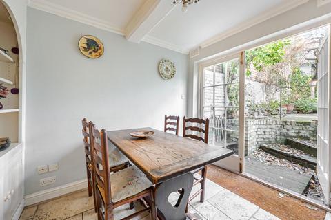 45 Abingdon Road, London, W8 6AN