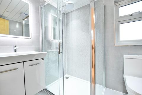 68 Withy Mead, London, E4 6JW