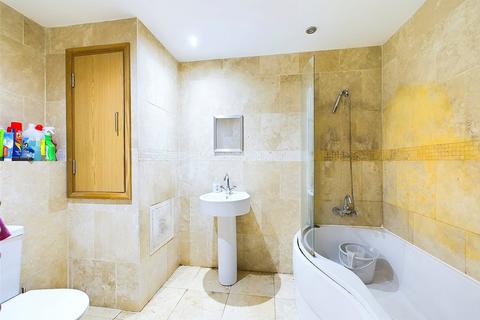 2 bedroom apartment for sale, Stonegate House, Stone Street, Bradford, West Yorkshire, BD1