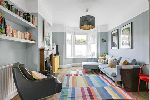 3 bedroom terraced house for sale - Hounslow Road, Twickenham, TW2