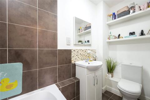 18 East Road, Feltham, TW14 8DQ