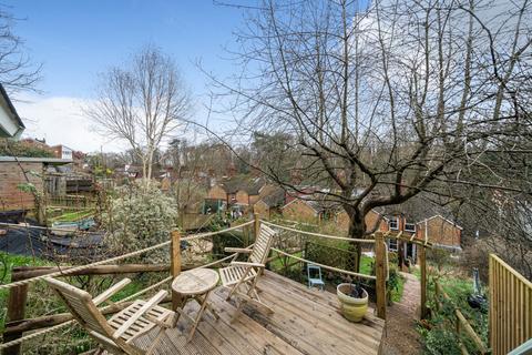 20 Eashing Lane, Godalming, GU7 2JZ