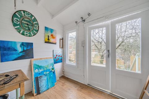 20 Eashing Lane, Godalming, GU7 2JZ