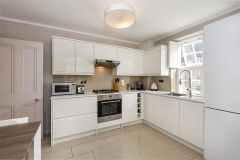 2 bedroom apartment to rent, Hampstead Way, Golders Green, London, NW11