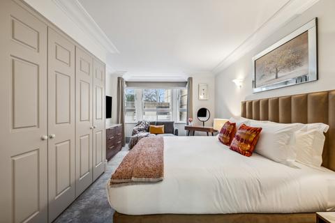 2 bedroom flat to rent, Consort Court, 31 Wrights Lane, Kensington, London