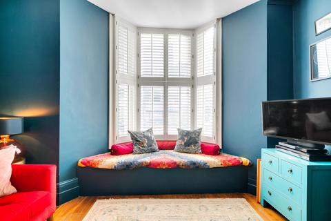 Flat 1, 41 Glenarm Road, London, E5 0LY