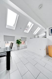 2 bedroom flat for sale, 70 Acton Street, London WC1X